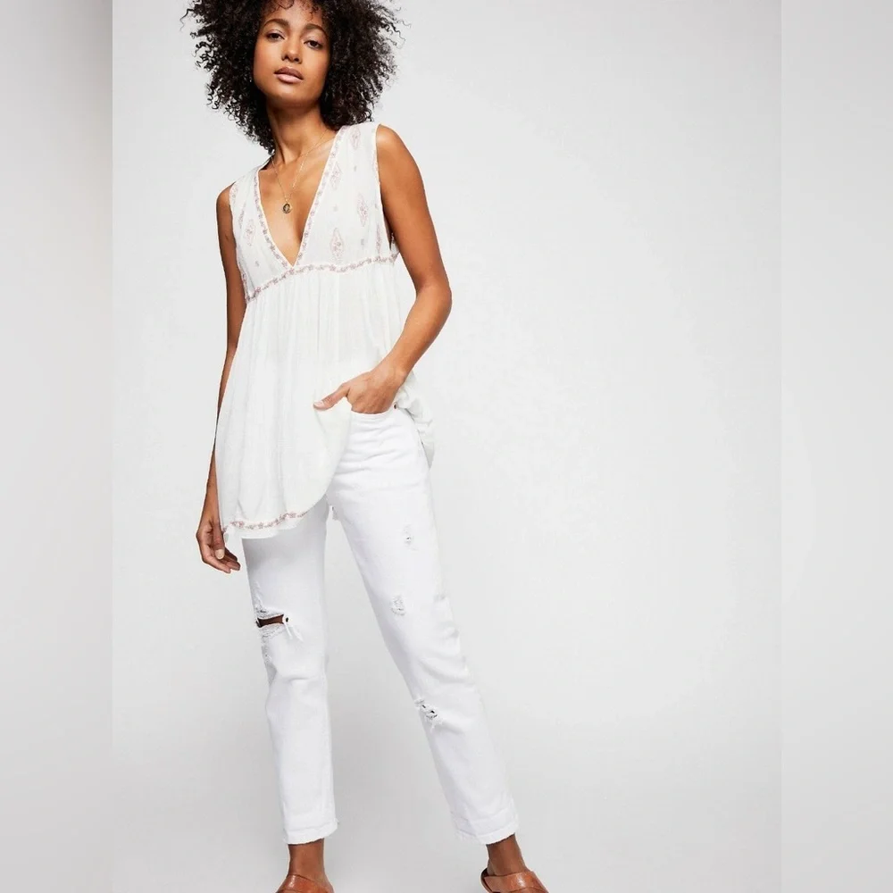 FREE PEOPLE SLEEVELESS DIAMOND
EMBROIDERED TOP - Picture 8 of 14